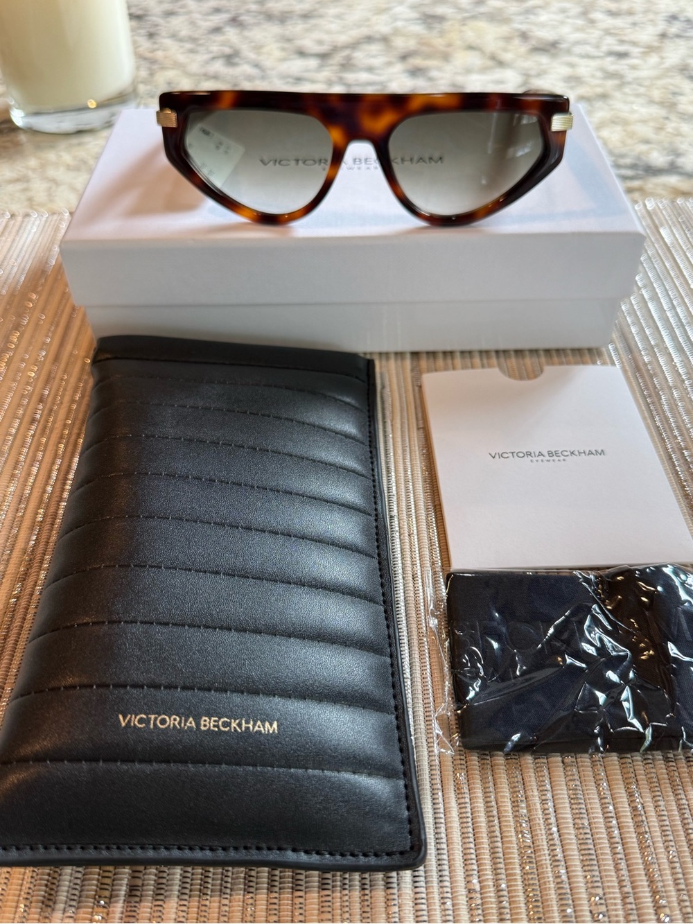 NEW Victoria Beckham 56mm Tea Cup VB685S Sunglasses In Tortoise